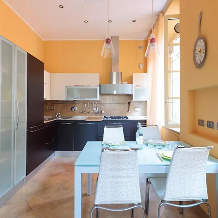 Hostdomus - Il Maestrale Apartament Alassio