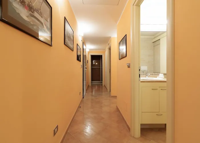 Hostdomus - Il Maestrale Apartament *